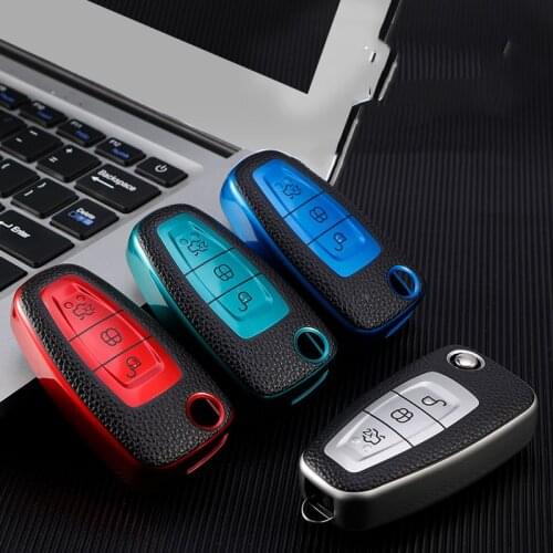 Carbon TPU Key Case For Car For Ford Focus 2 3 MK3 ST RS Ecosport Fuga Escape Fiesta Fold Fey 3 Button Auto Key Shell Chain