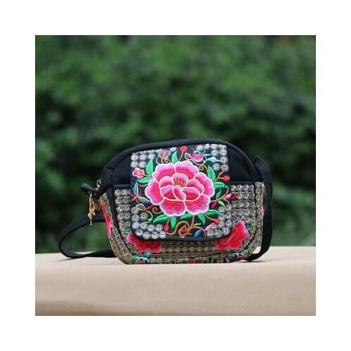 Hot bohemian embroidery women mini shopping handbags!Nice floral prints lady casual shoulder bag Top All-match canvas Carrier