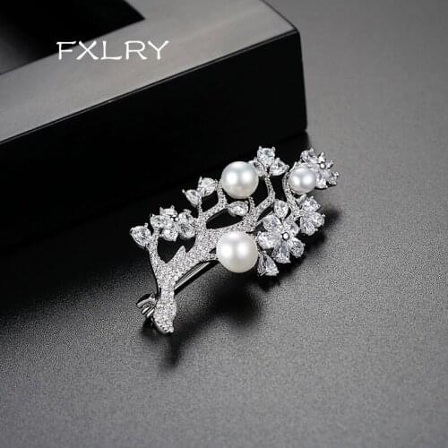 FXLRY White Brooches For Clothes
