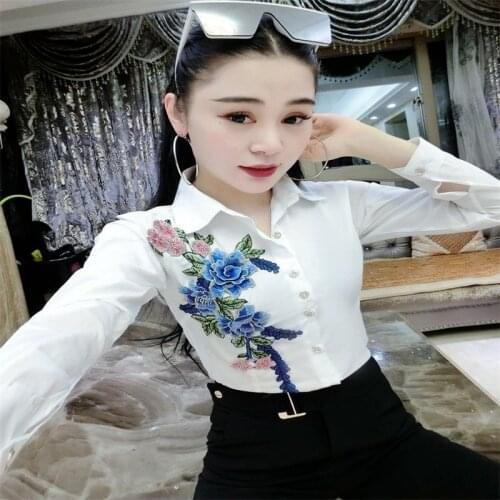 Flower Embroidery Women White Shirts Summer Vintage Turn-Down Collar Long-Sleeved Slim Office Lady Elegant Outwear Tops