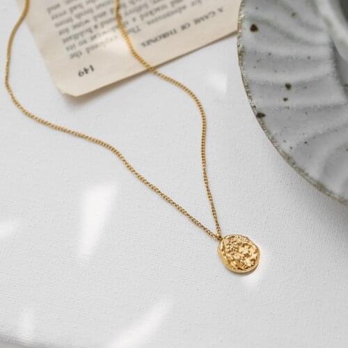 YUN RUO 2020 Not Fade 18K Gold Meteorolite Pendant Necklace Choker Fashion Sexy Titanium Stainless Steel Jewelry Woman Accessory