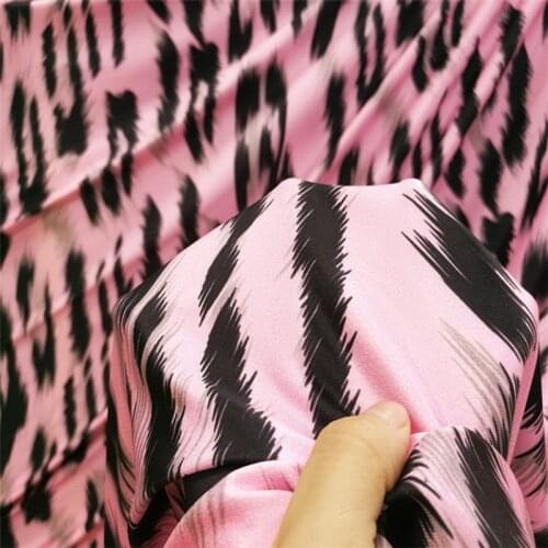 Good Dress Fabric Pink big leopard Printing 4 Ways Stretch Dancing Fabric Sewing Material DIY T-shirt/dance Clothing Wide 150cm