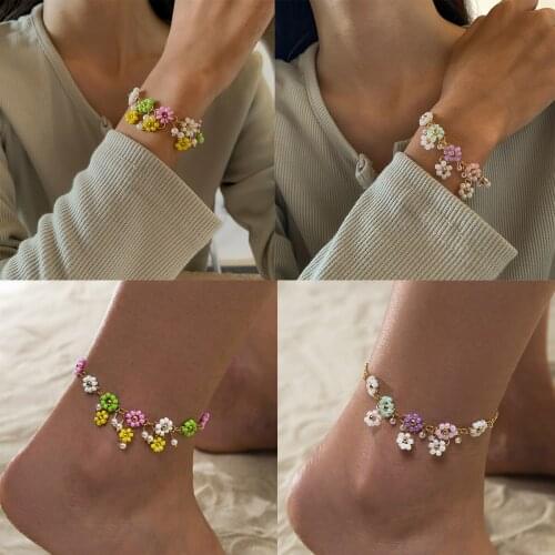 New Korea Lovely Daisy Flowers Colorful Beaded White Pearls Charm Statement Short Choker Necklace for Women Handmade Jewelry