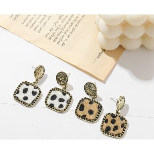 New Jewelry Retro Head Leopard High Sense Simple Fashion Statement Earrings Wholesale Earrings For Women