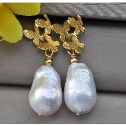 Z10873 18mm White Drop Baroque Edison Keshi Pearl Dangle Earring CZ