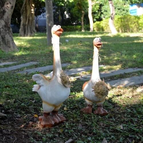 2pc Garden Sculpture Resin Duck Straw Hat Garden Couple Duck Pond Landscaping Decorative Statue Courtyard Lawn Landscape C1