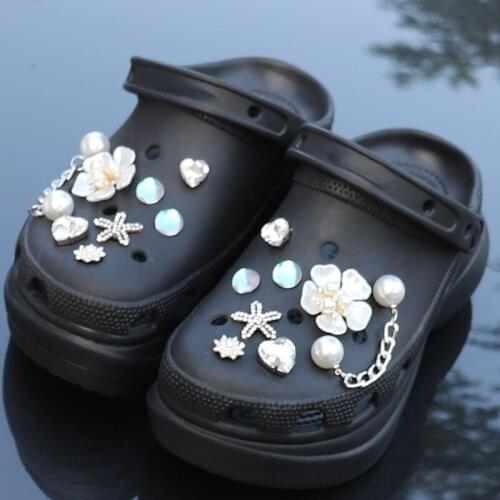 New Trend Starfish Croc Charms Summer Sandals Must-have Pearl Flower Accessories