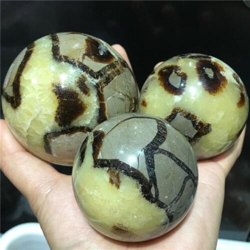 Natural quartz crystal dragon beetle stone sphere reiki healing home decoration