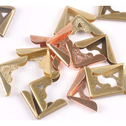 Mixed Scrapbooking Accessories Book Corner Protector For Menus Folders Diy Corners Albums Metal Craft 50Pcs 17x17x2.5mm c2201