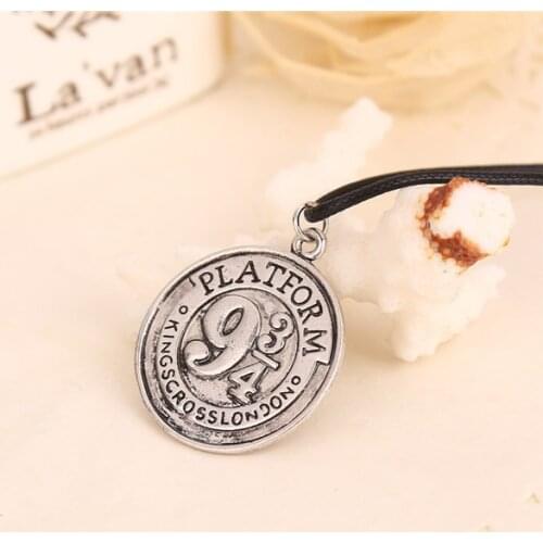 Wholesale 20pcs/lot Movie HP Inspired Hogwarts Express 9 3/4 Logo Image Platform Vintage Pendant Necklace For Women&Men