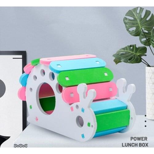 Wooden Hamster House Small Pets Snail Shape Hideout Nesting Habitat for Gerbils Guinea Pigs Small Animals 3 Color