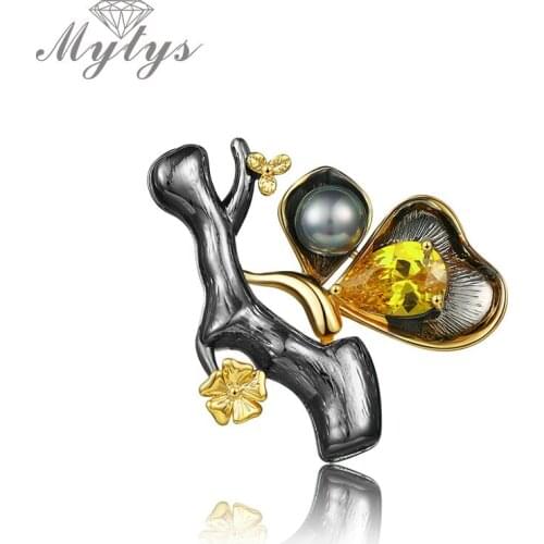 MYTYS Black Brooches For Clothes