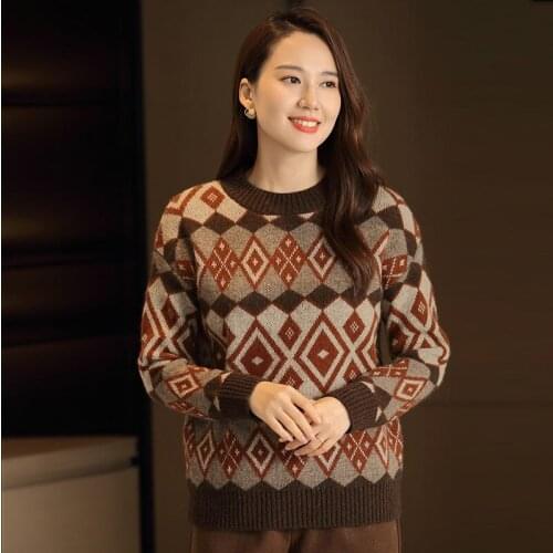 Knitted long-sleeved round neck sweater 2021 autumn and winter new jacquard pattern Korean loose pullover blouse women