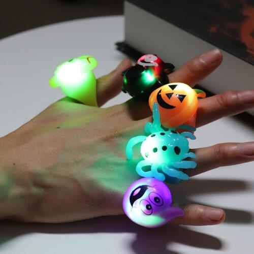 2 Pcs Halloween Chrildren Gift Party Finger Lighting Ring Luminous Ring for Children and Party Pumpking Skull Bat Ring