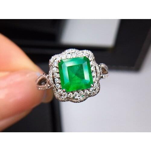 E622 Solid 18K Gold Jewelry Zambia Origin Nature Green Emerald 2ct Gemstone Diamonds Female Rings for women Fine Ring