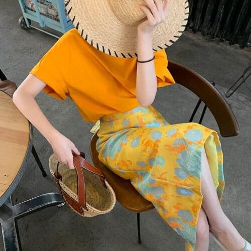 Womens Yellow Wild Hollow T Shirt+Oil Painting Jacquard Skirt Female Vintage Package Hip Skirt One Step Skirt Summer 2 Pice S