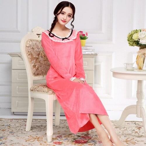 Autumn And Winter New Style Ladies Long Sleeves Velvet Lace Lovely Long Princess Nightgown Sleepwear Bathrobe Lounge Negligee