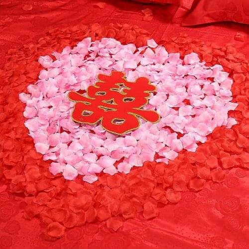 Artificial rose petals wedding bed layout decoration supplies wedding wedding room confession petals romantic combination set