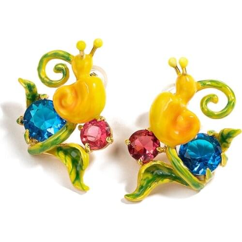 Cute Lovely Snail Earrings For Women Simple Elegant Mori Vine Plant Gem Stud Ears Female Jewelry Good Assessorries