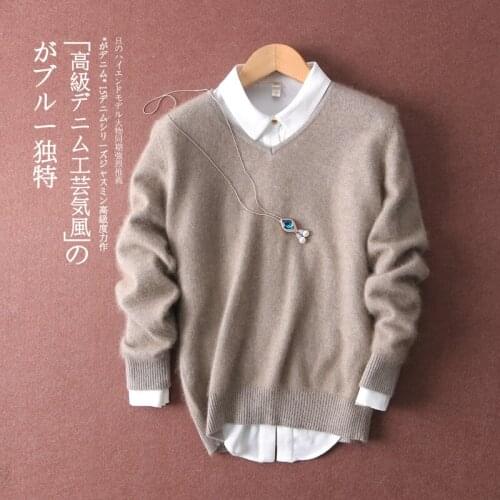 New 2019 autumn and winter fashion womens sexy V-neck velvet knitted solid color sweater coat shirt knitted cashmere sweater