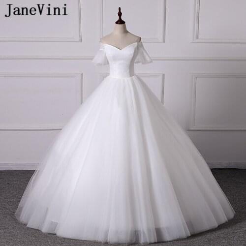JaneVini 2019 Simple Wedding Dresses V Neck Lace Short Sleeve Puffy Tulle Bridal Gowns White Elegant Ball Gown Vestido De Noiva