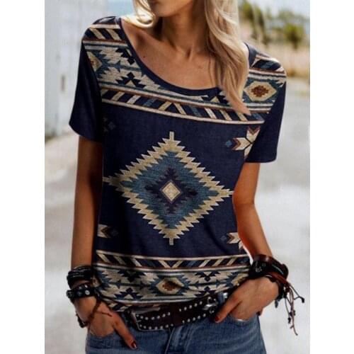 2021 New Collection Women Summer Clothing Tops Loose Graphic Print O-neck Short Sleeve Retro Casual Style Tshirt