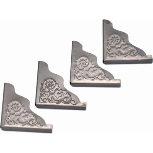 5×25mm Black iron Vintage Carved Corner Furniture Corner Protector for Jewelry Box Table Book Albums Menus Decoration 24pcs