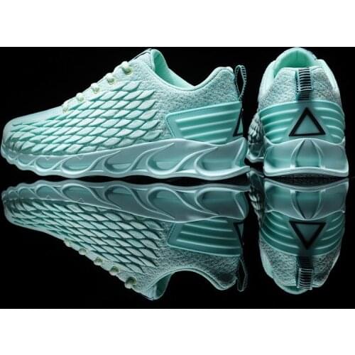 2021 New Versatile Fly Weave Breathable Sports Summer Running Mens Shoes Fashion Students Boys Casual Sneakers Green White