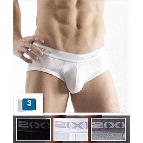 A pack of 3 PCS (3 mixed colors ) men bierfs underwears mens daily briefs mens 100% cotton high quality brief underpants