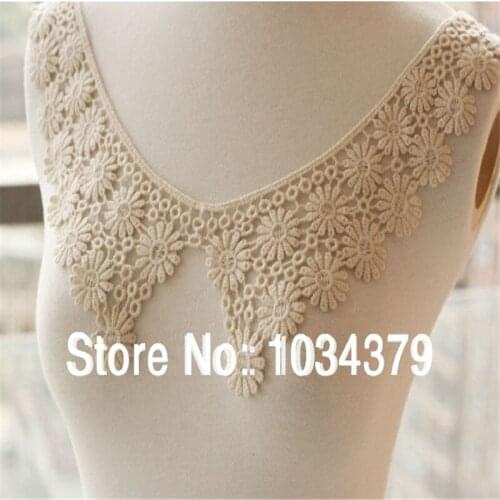 2Pcs Beautiful Beige Venise Cotton Lace Dress Applique Trim Motif Collar Trimming YL0010