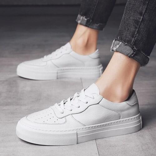 New Fashion Men Breathable Off White Casual Shoes Light Breathable Sports Running Sneakers Men Comfortable Walking Jogging Shoes