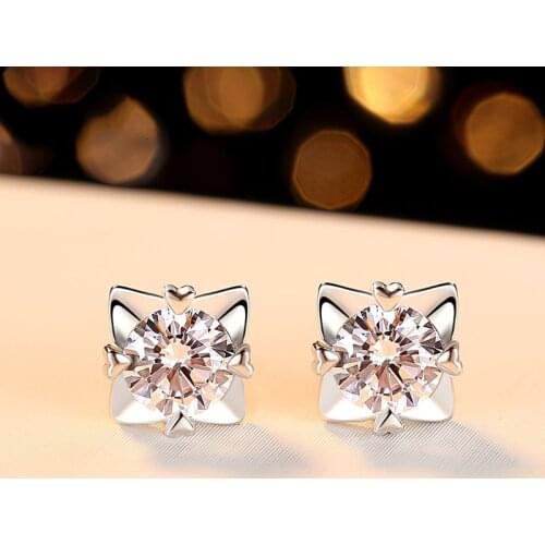 BOEYCJR 925 Silver 0.5ct F color Moissanite VVS Heart Fine Jewelry Diamond Stud Earring With national certificate for Women Gift