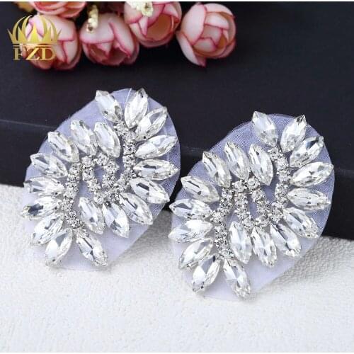 FZD 100 PCS Crystal beaded Sash Belt with Rhinestone Pearl Patch for Dress Iron On bridal Applique accessories for the bride