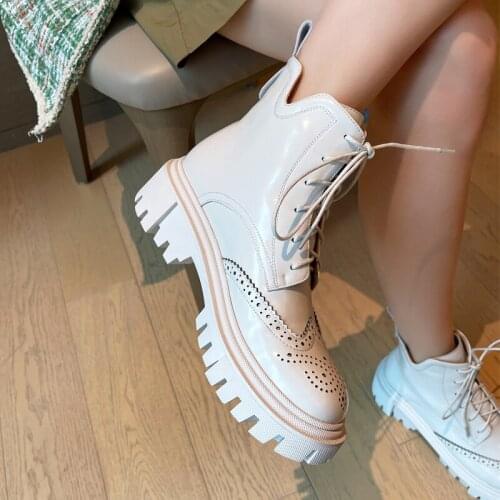 Brock Carved Boots Womens Autumn Winter 2021 New Genuine Leather Thick Heel Martin Boots British Style Knight Motorcycle Boots