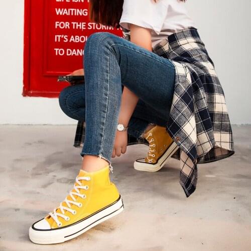 Hot 2020 casuales leather zapatos korean fashion informales sapato cuero sport sapatos men causal black mens on high top sports