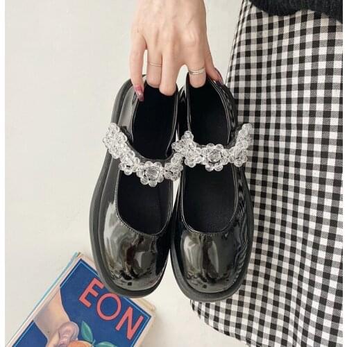 Womens small leather shoes 2021 new spring and autumn Japanese cute sweet sequins decorative round toe flat shoes casual trend
