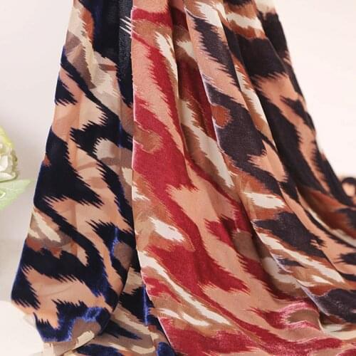 Velvet Dress Flocked Weave Fabric 140cm Width Rayon Burn Out Qualified Shirt Wedding Gown Decoration Material 1 Yard