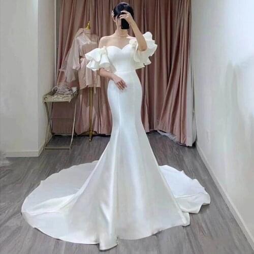 Korean Style Satin Light Simple Boat Neck Wedding Dress White Fashion Mermaid Ruffle sleeve Evening Gown Robe De Soiree