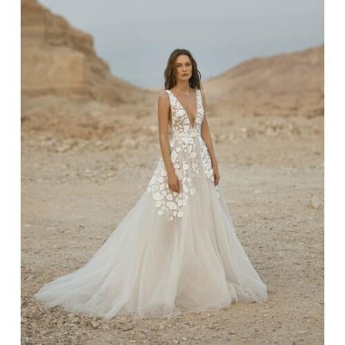 Vintage Sexy Boho Wedding Dresses V Neck 3D Applique Beach Bohemian Bridal Gowns A Line Robe De Mariée Open Back