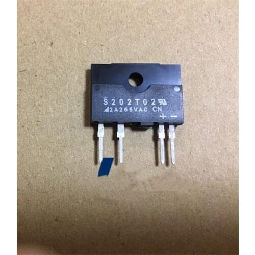1pcs/lot S202T02V S202TO2V S202T02 S202TO2 S202TY2 SIP-4 In Stock