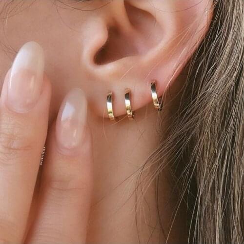 Plain small huggie hoop earring gold silver color wholesale simple minimal hoops