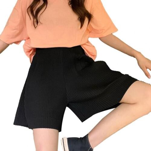 Summer New Solid Color Shorts Fashion Elasticity Pleated Loose Style Short Pants Wide Leg Sweatpants High Waist Shorts for Women