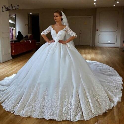Spraying Lace Wedding Dresses