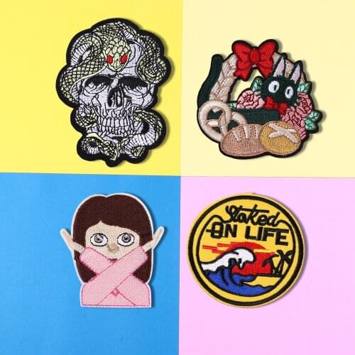 1PCS Punk Skeleton snake Patch Embroidery Flower basket black cat Patches for clothing Badge Army Iron on Stickers