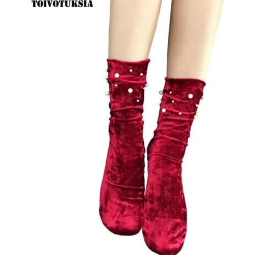 TOIVOTUKSIA Fashion Women Casual Velvet Socks Soft Vintage Retro Girls Luxury Shiny Pearl Hosiery Winter Warm Knee High Socks