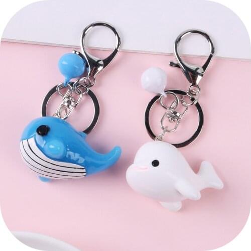 Lovely Whale Key Chain Handmade Blue White Whale Car key chain Bag Pendant Cartoon Resin Keyring Gifts for Women Men Accessories