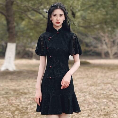 Cheongsam Embroidery Dress Women Vintage Sexy Summer Dress 2021 Short Lace Qipao Chinese Modern Dress Female Elegant Large Size