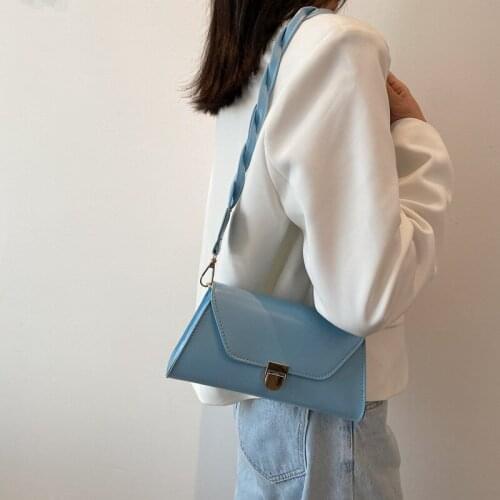 Fashion Bag Korean Version Retro Oblique Span Womens Bags Armpit Bag Baguette Lock Single Shoulder Bag Chain Small Square Bags