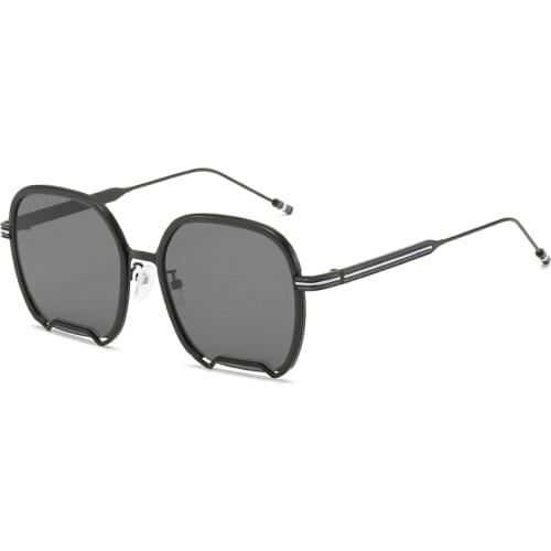 New Vintage Women Sunglasses 2021 Fashion Square Sun Glasses Men Luxury Brand Designer Classic Half Frame Eyewear Ladies Shades