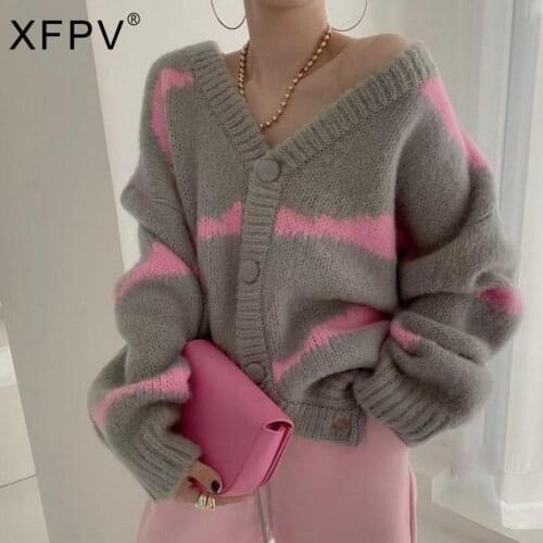 XFPV 2021 Autumn Winter New Arrivals Y2k Long Sleeve Loose Color Matching V Neck Cardigan Sweater Coat Womens SM258